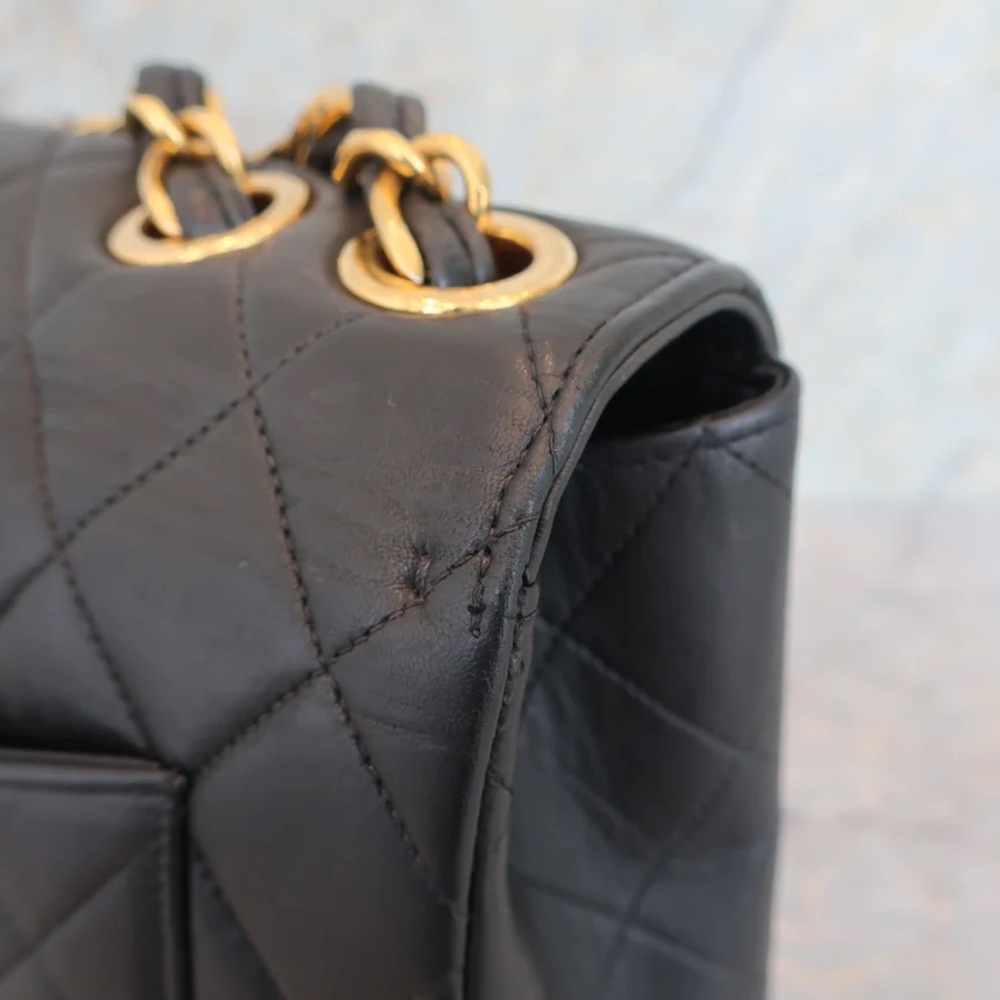 Authentic CHANEL single flap classic matelasse 30 medium 24k gold vintage bag - Picture 9 of 15